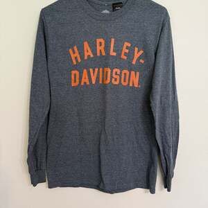 Harley Davidson Men's Retro Trademark Bar & Shield Long Sleeve Shirt